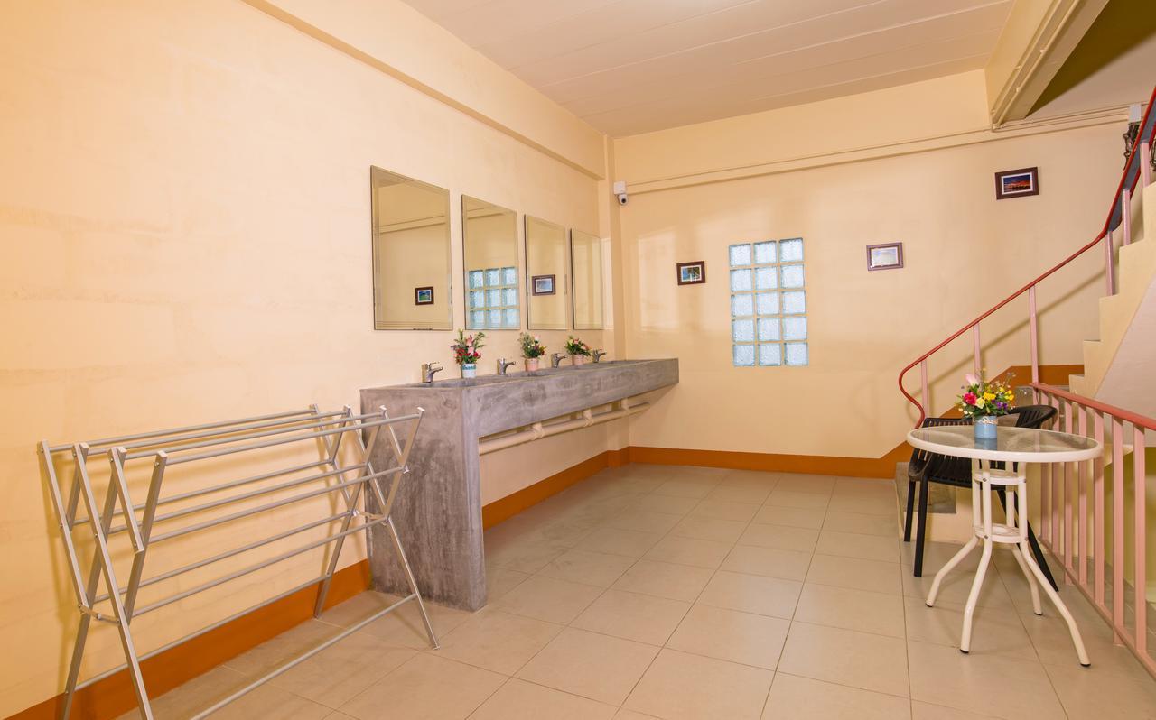 Chaofar De Hostel Krabi Exterior photo
